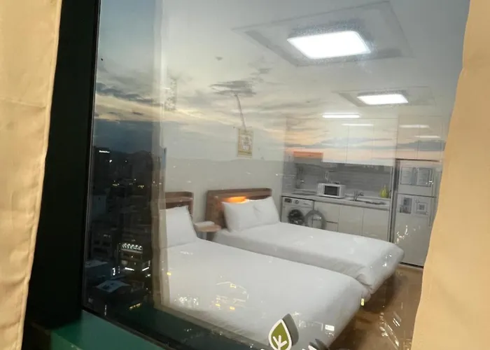아파트 Qq스테이